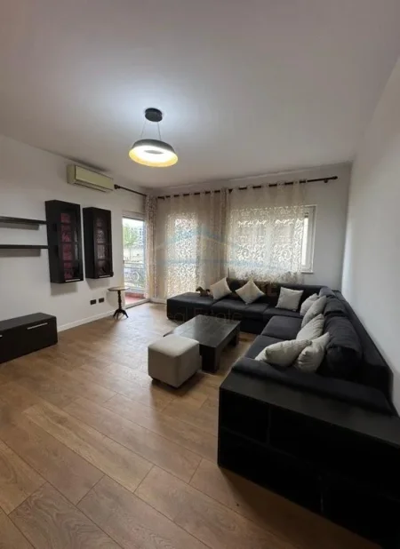 Tirane, shitet apartament 2+1 Kati 2, 110 m² 198.000 € (Oxhaku)