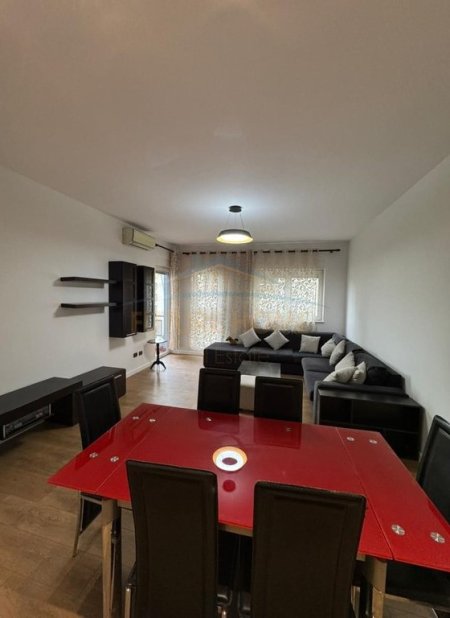 Tirane, shitet apartament 2+1 Kati 2, 110 m² 198.000 € (Oxhaku)
