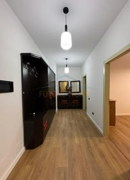 Tirane, shitet apartament 2+1 Kati 2, 110 m² 198.000 € (Oxhaku)
