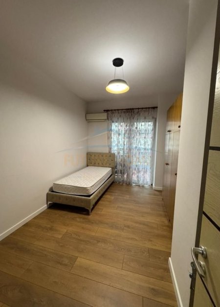 Tirane, shitet apartament 2+1 Kati 2, 110 m² 198.000 € (Oxhaku)
