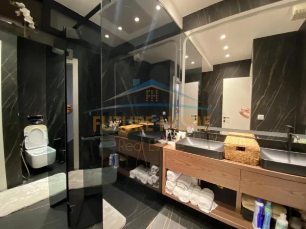 Tirane, jepet me qera apartament 2+1+Ballkon Kati 4, 119 m² 1.600 € (Myslym Shyri)