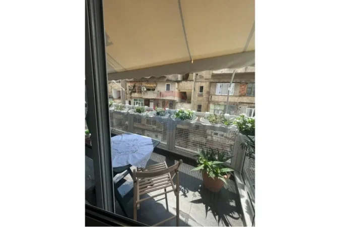 Tirane, jepet me qera apartament , 104 m² 950 € (Rruga e Barrikadave)