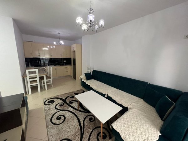 Tirane, jepet me qera apartament 1+1 Kati 6, 450 € 