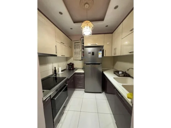 Tirane, jepet me qera apartament 2+1 Kati 2, 96 m² 500 € (Fresk , Rruga e Dajtit)