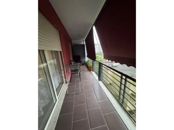 Tirane, jepet me qera apartament 2+1 Kati 2, 96 m² 500 € (Fresk , Rruga e Dajtit)