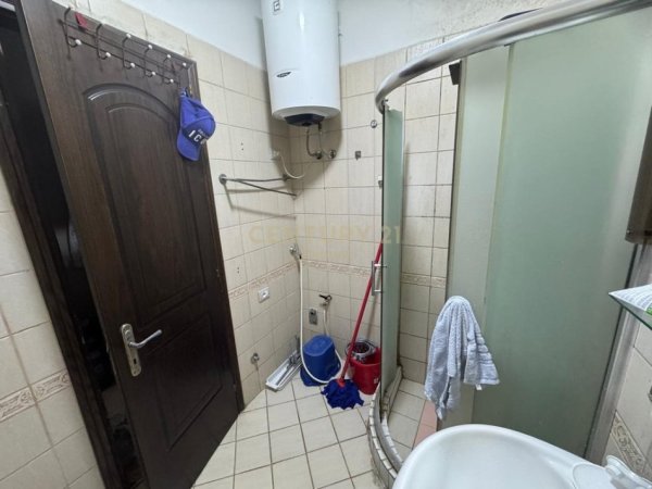 Tirane, shitet apartament 2+1+Aneks+Ballkon Kati 3, 106 m² 165.000 € (Yzberisht)