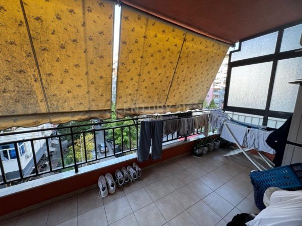 Tirane, shitet apartament 2+1+Aneks+Ballkon Kati 3, 106 m² 165.000 € (Yzberisht)
