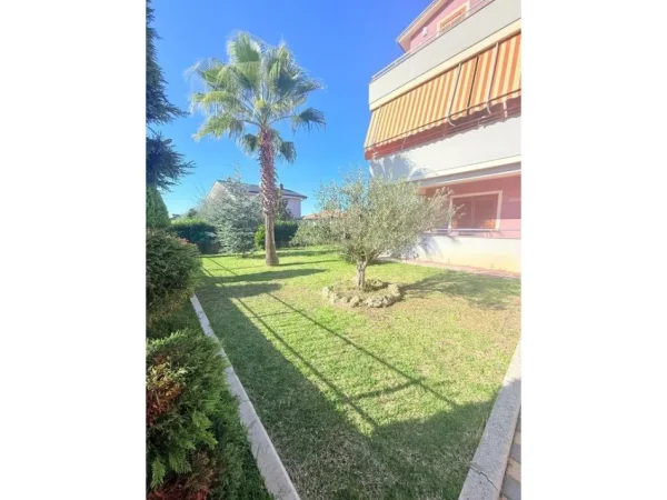 Durres, shitet Vile 3 Katshe Kati 3, 1.082 m² 200.000 € (Manez , Durres)