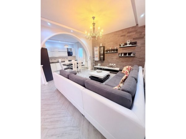 Durres, shitet Vile 3 Katshe Kati 3, 1.082 m² 200.000 € (Manez , Durres)