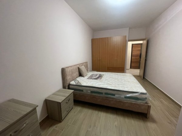 Tirane, shitet apartament 1+1 Kati 1, 85 m² 95.000 € (Rruga e Dajtit)