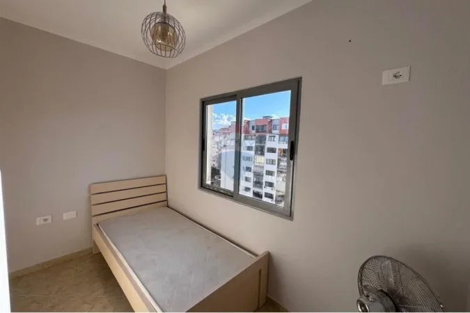 Tirane, jepet me qera ne Astir apartament 2+1 Kati 7, 90 m² 450 €