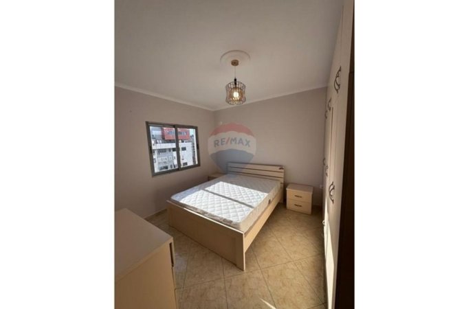 Tirane, jepet me qera ne Astir apartament 2+1 Kati 7, 90 m² 450 €