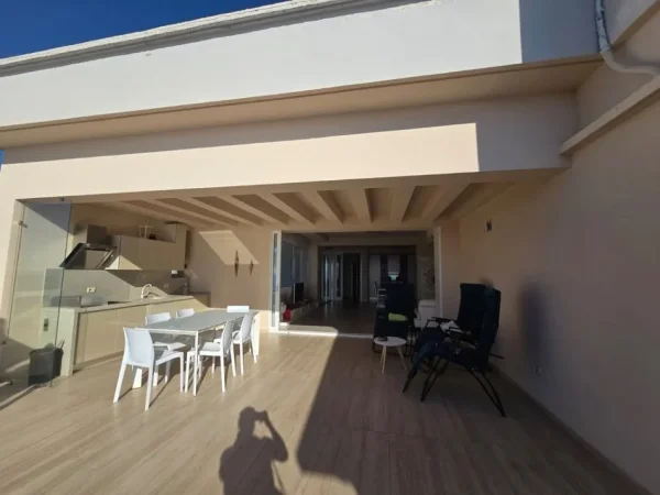 Vlore, shes apartament+verande | Penthouse 2+1+Ballkon Kati 4, 183 m² 425.000 € (Uji i Ftohte, Vlore)