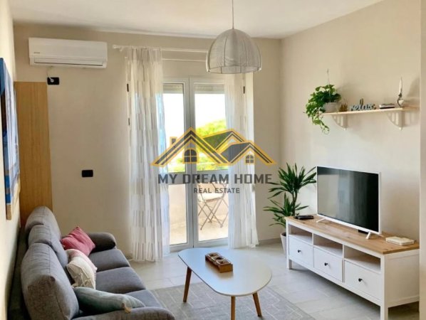 Durres, shitet apartament 1+1 Kati 4, 56 m² 150.000 € (VIJA E PARE E PLAZHIT SHKEMBI KAVAJES)