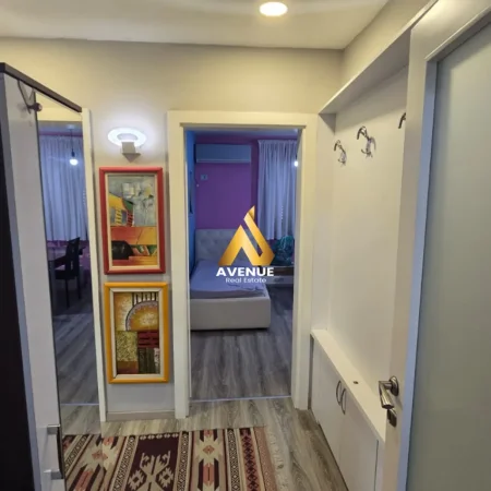 Tirane, jepet me qera apartament 2+1+Ballkon Kati 3, 90 m² 600 € (drago siliqi)