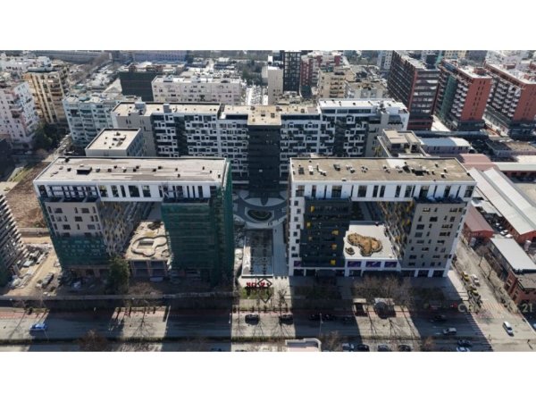 Tirane, shitet ambjent biznesi Kati 0, 25 m² 139.990 € (Square 21)