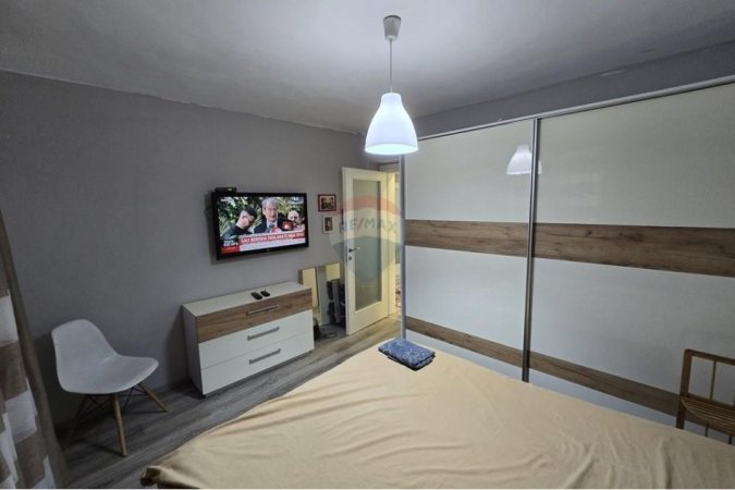 Tirane, jepet - Për Qira - Ambasada Amerikane, Tiranë2+1 Kati 3, 73 m² 600 €