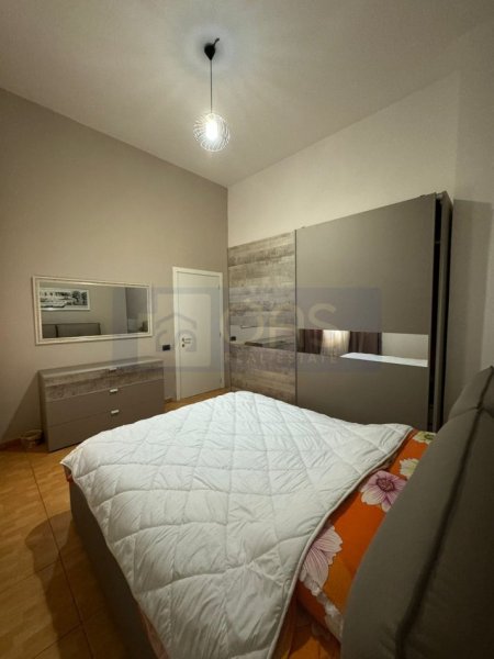 Tirane, jepet me qera apartament 1+1+Aneks+Ballkon Kati 1, 70 m² 550 € (Rruga e Dibres,Prane Vila Gold.)