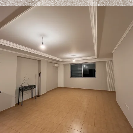 Tirane, shitet apartament 2+1+Ballkon Kati 2, 119 m² 158.000 €