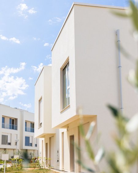 Tirane, shes Vile 3+1+Aneks+Ballkon Kati 3, 200 m² 380.000 € (Rruga e Turdive, Farke)