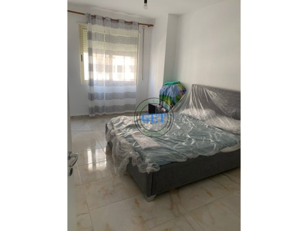 Durres, jepet me qera apartament 1+1 Kati 3, 75 m² 300 € (Plazh Iliria)