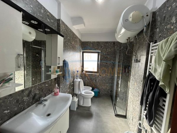 Durres, shitet apartament 3+1+Aneks+Ballkon Kati 5, 135 m² 160.000 € 