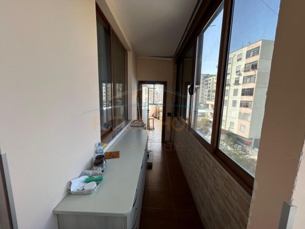 Durres, shitet apartament 3+1+Aneks+Ballkon Kati 5, 135 m² 160.000 € 