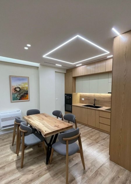 Jepet Super Apartament me Qera 2+1 tek Liqeni i Thate,  1.500 €uro