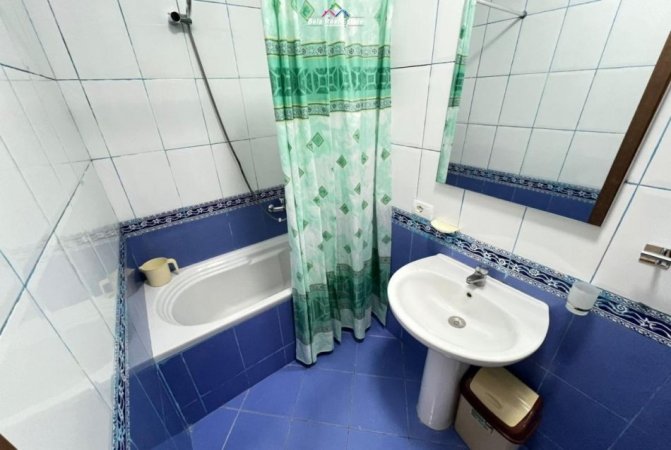 Tirane, jepet me qera apartament 1+1+Ballkon Kati 6, 65 m² 700 € (Rruga Sami Frasheri)