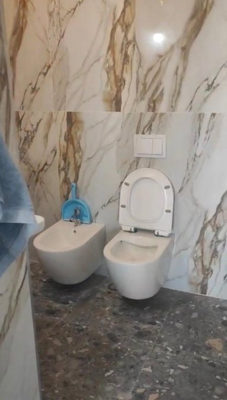 Tirane, jepet me qera apartament 1+1+Ballkon Kati 1, 62 m² 620 € 