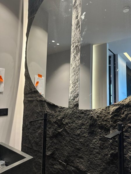 Tirane, jepet me qera apartament 1+1+Aneks+Ballkon Kati 7, 111 m² 2.800 € 