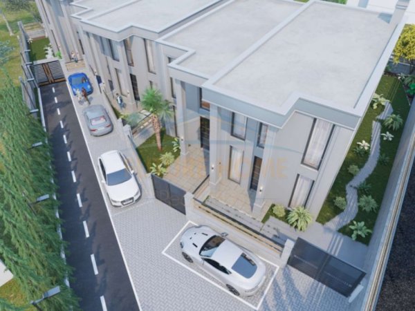 Tirane, shitet Vile 3+1 Kati 0, 210 m² 490.000 € 
