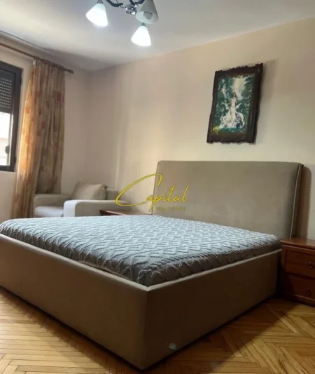Tirane, jepet me qera apartament 2+1 Kati 3, 80 m² 700 € (MYSLYM SHYRI)