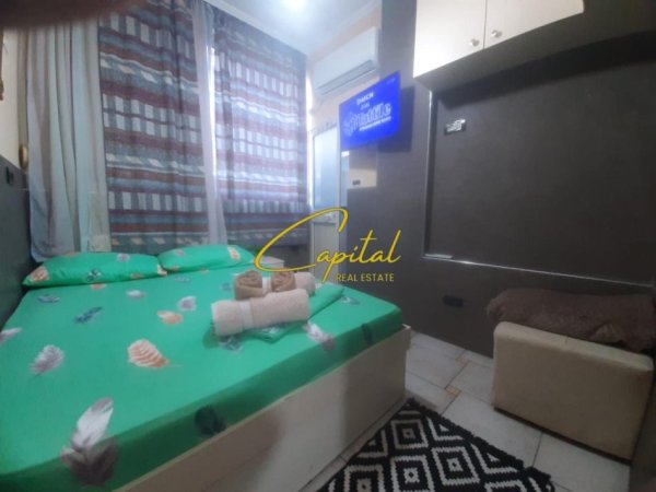 Tirane, jepet me qera apartament 1+1 Kati 1, 60 m² 440 € (5 MAJI)