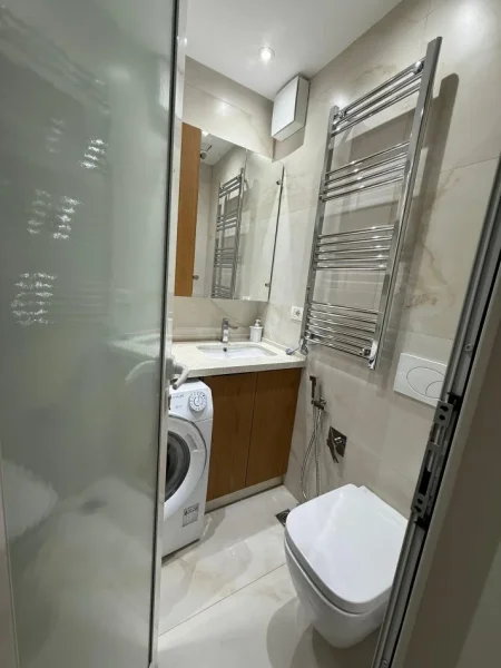 Tirane, jepet me qera apartament 2+1+Ballkon , (Ish Fusha e Aviacionit) 💶65.000 Leke/Muaj