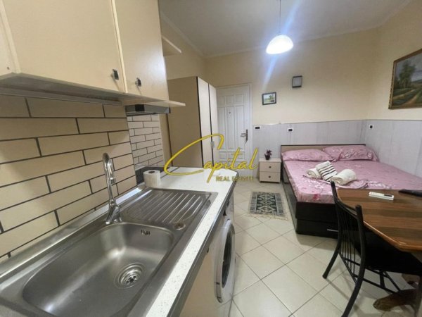 Tirane, jepet me qera garsonier 1+1 Kati 2, 30 m² 360 € (5 MAJI)