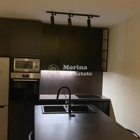 Tirane, jepet me qera apartament 2+1 Kati 5, 93 m² 700 € (Rruga Irfan Tomini)
