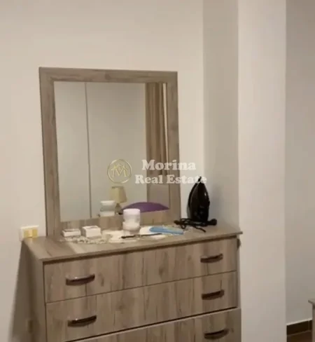 Tirane, jepet me qera apartament 2+1 Kati 2, 120 m² 600 € (Rruga Peti)