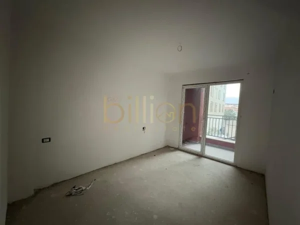 Tirane, shitet 1+1+Ballkon , 73 m² 139.500 € (Bulevardi Zogu 1)