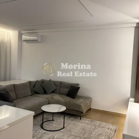 Tirane, jepet me qera apartament 1+1 Kati 4, 70 m² 800 € (Rruga Shyqyri Brari)