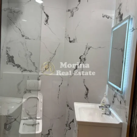 Tirane, jepet me qera apartament 1+1 Kati 4, 70 m² 800 € (Rruga Shyqyri Brari)