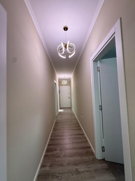 Tirane, jepet me qera apartament 2+1+Ballkon Kati 5, 91 m² (Rruga Panorama, Rezidenca Quartum)