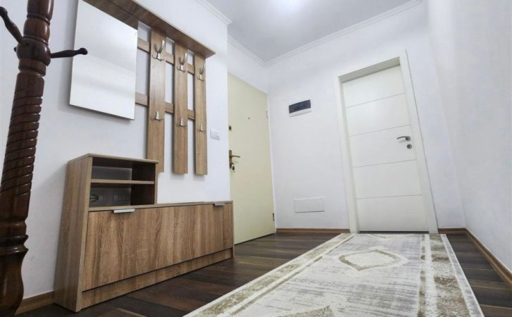 Tirane, jepet me qera apartament 1+1 Kati 3, 52 m² 500 € (qender)