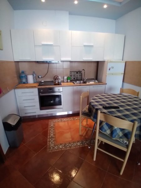 Tirane, shitet apartament 2+1 Kati 8, 200.000 € 