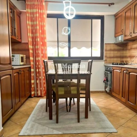 Tirane, jepet me qera apartament 2+1 Kati 3, 80 m² 700 € (Myslym Shyri)