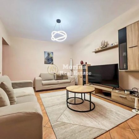 Tirane, jepet me qera apartament 2+1 Kati 3, 80 m² 700 € (Myslym Shyri)
