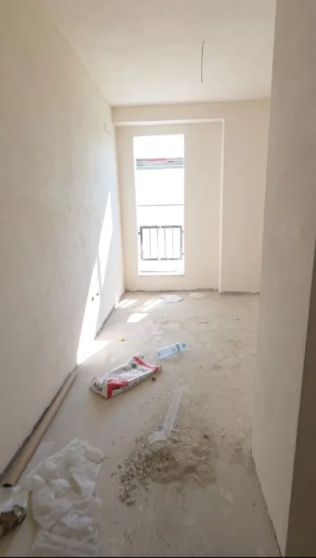 SHITET APARTAMENT 3+1 TEK SHKOLLA OSMAN MYDERIZI