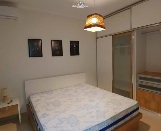 Tirane, jap me qera apartament 1+1+Ballkon Kati 4, 80 m² 1.200 € (Rruga e Kosovareve)