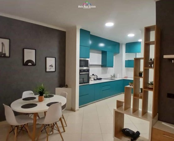 Tirane, jap me qera apartament 1+1+Ballkon Kati 4, 80 m² 1.200 € (Rruga e Kosovareve)