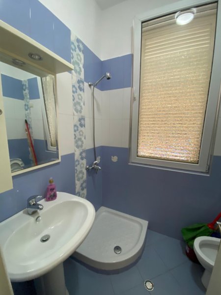 Tirane, jepet me qera apartament 3+1+Aneks Kati 1, 107 m² 600 € (Rezidenca ‘Kodra e Diellit 1’, Tiranë)